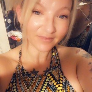 Meet your Posher, Nikki